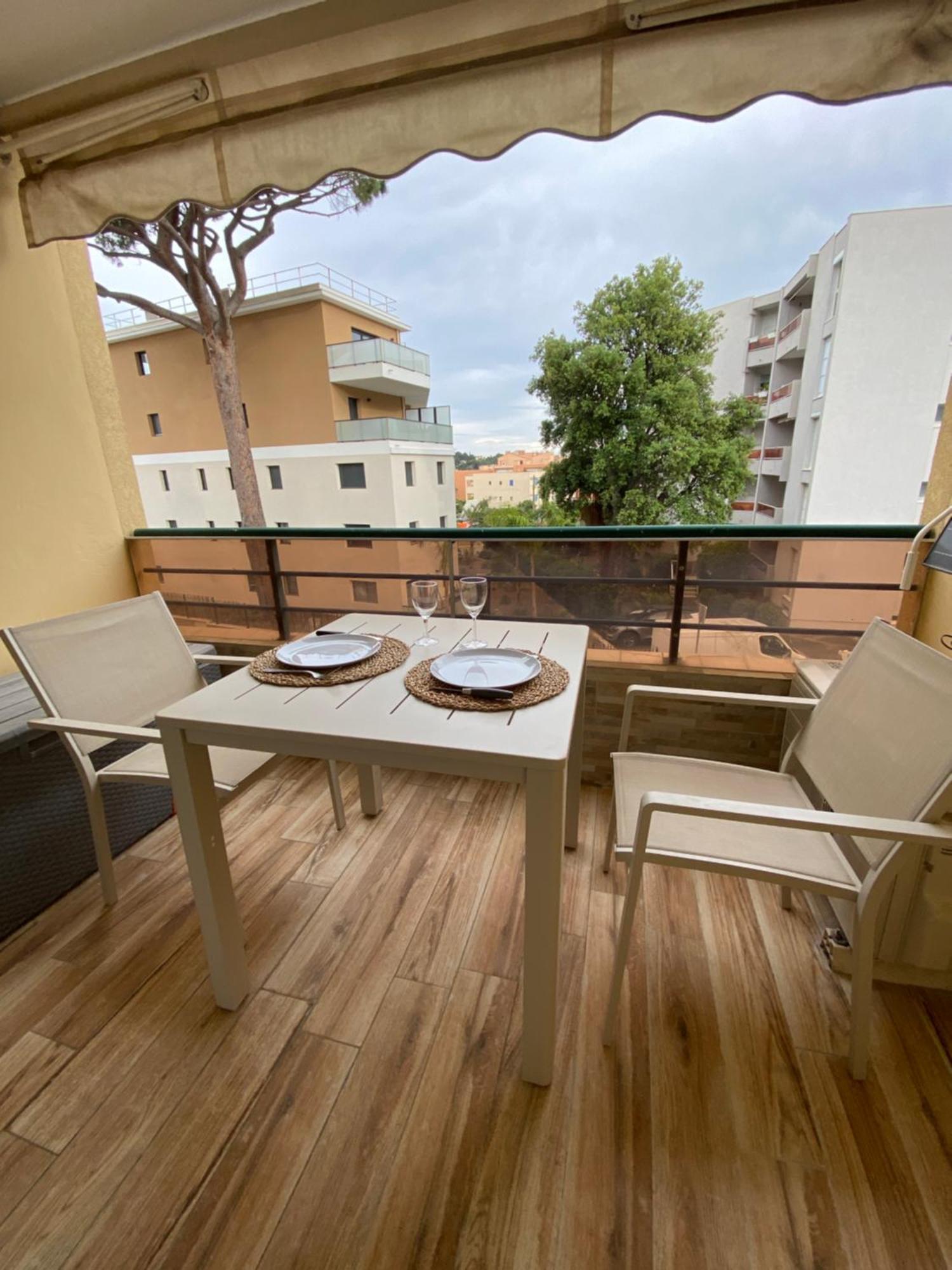 Studio 150 M De Plage Golfe De Saint-Tropez Cavalaire-sur-Mer Zewnętrze zdjęcie